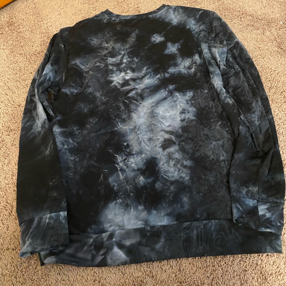 Shirt - Picture 3 of 3